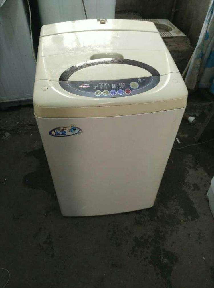 全自動洗衣機不甩干是什么原因