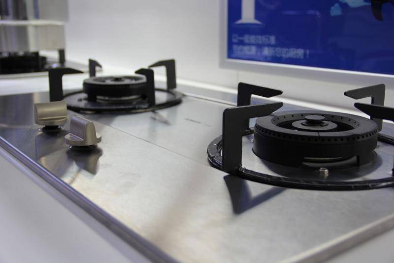 煤氣灶孔堵塞了怎么辦