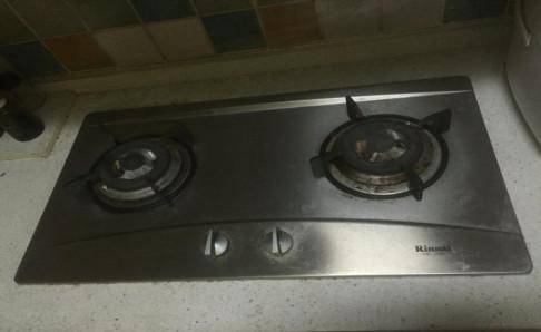 煤氣灶電池在哪里