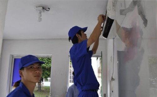 ���d�����������{(di��o)�T��_����(w��)�б���